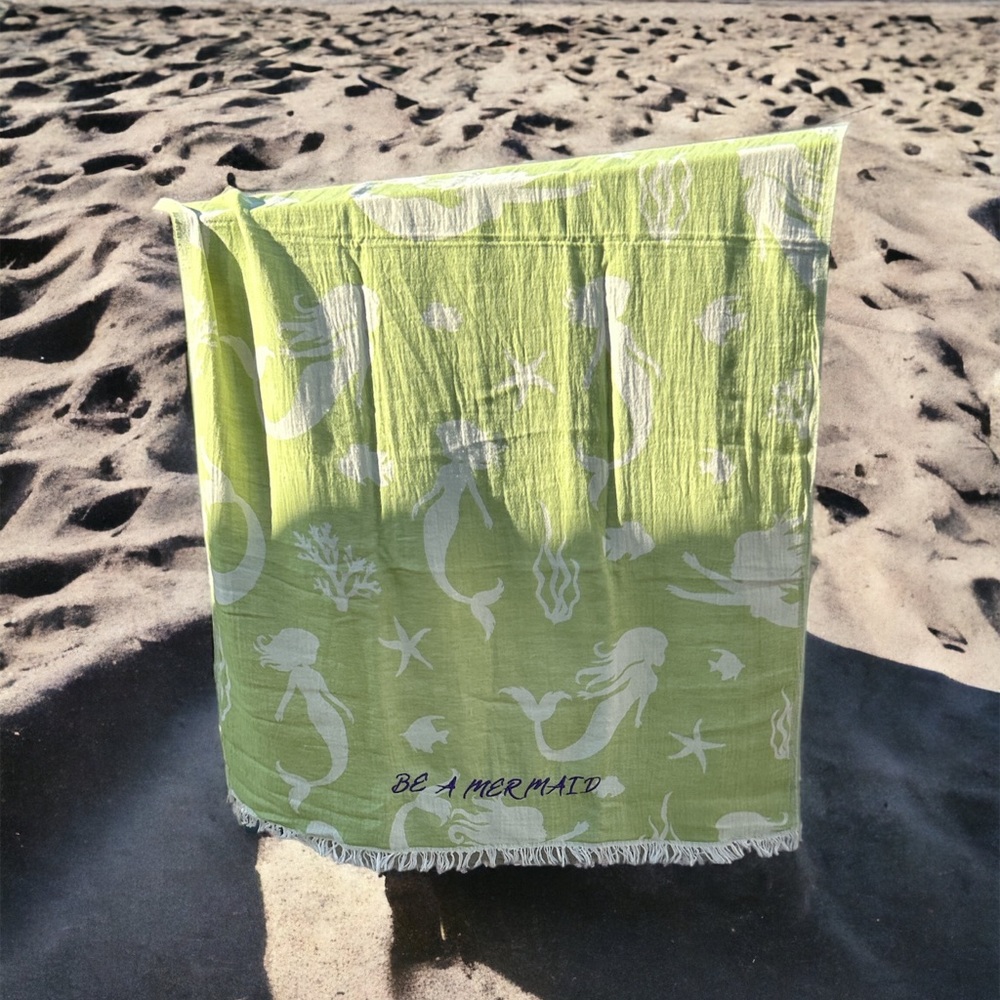 Little Mermaid “Flipside” Turkish Towel! Best Beach Towel Ever!!!! - Picture 2 of 7